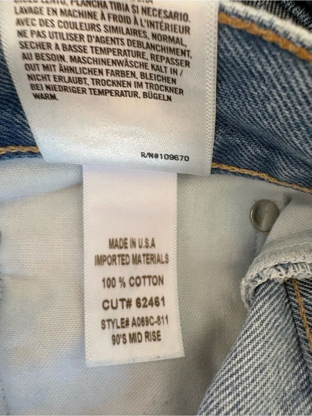 Agolde 90’s Mid -Rise Distressed Jeans size 29.